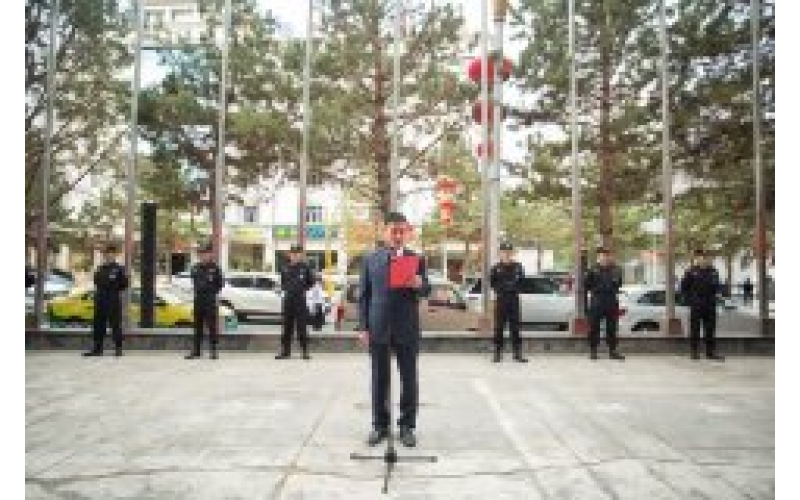 慶賀祖國(guó)70華誕，野馬集團(tuán)舉行升旗儀式！