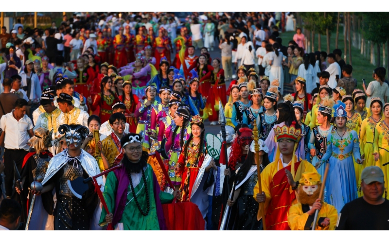 伊犁州察布查爾縣巡游